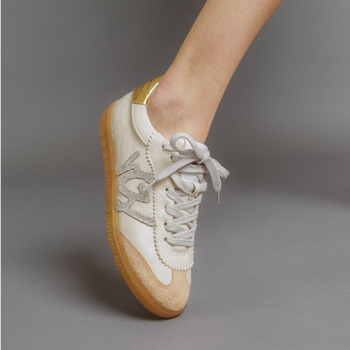 PAROS camurca nude image.