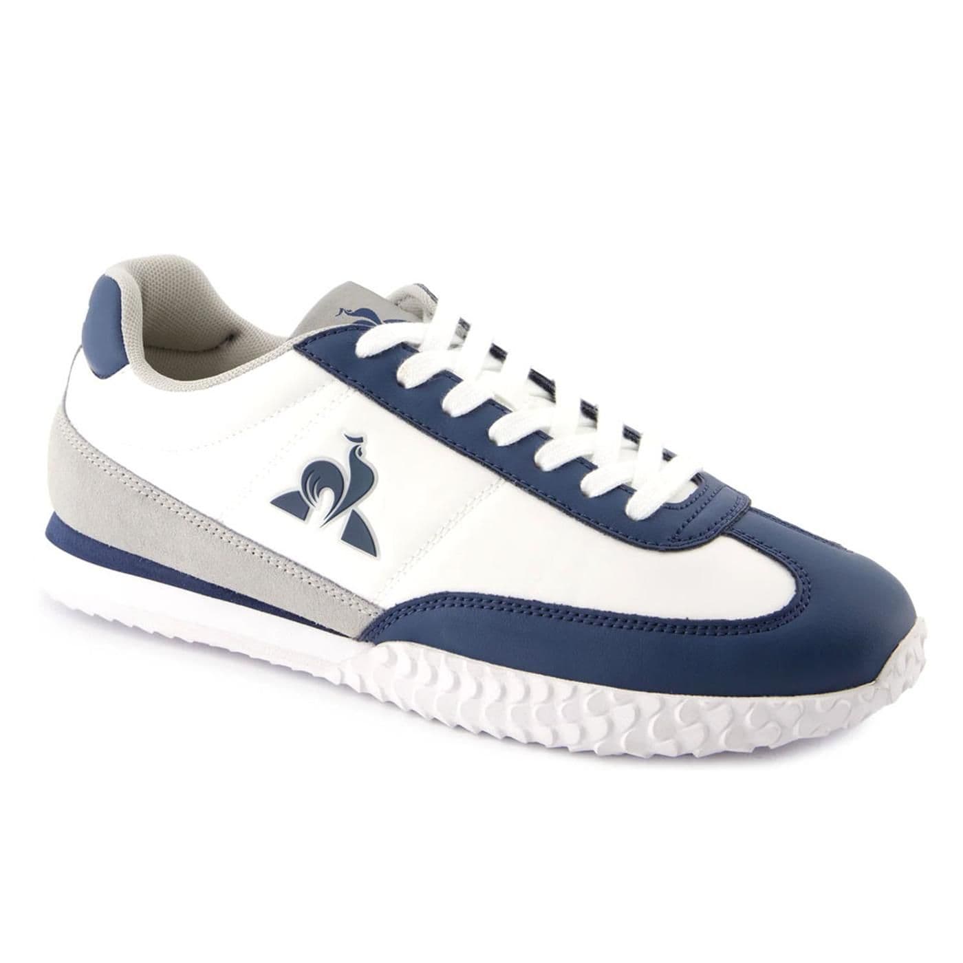 VELOCE I optical white/moonlit ocean image.