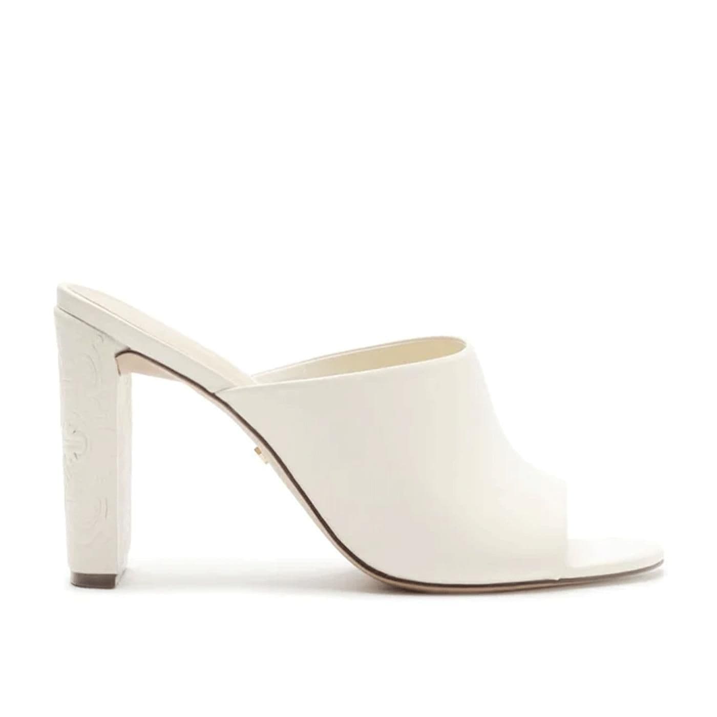 Sandalia A1349100010003U crema white image.