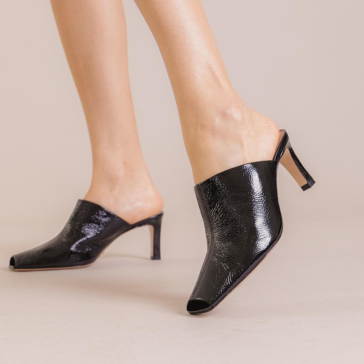 ANADIA verniz show preto image.