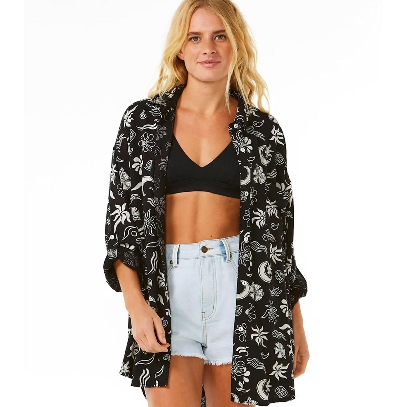 SALIDA DE PLAYA HOLIDAY black image.